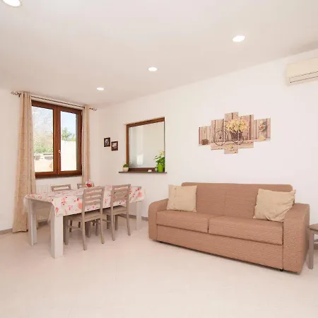 Apartment Trilo Dolce By Interhome Massa Lubrense